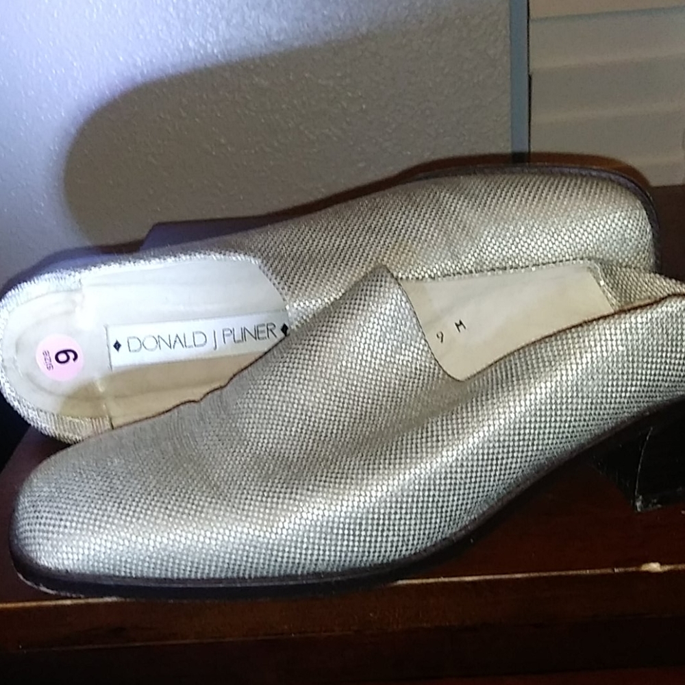 W 9 Dress Clog/Mule